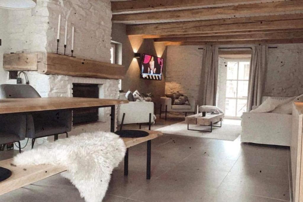 Charmante Maison De Vacances Vaux-sur-Sure Luaran gambar
